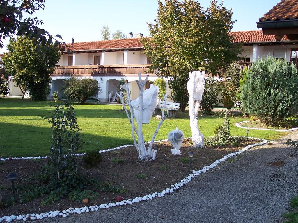 Paga Hotel Aidenbach Exterior foto